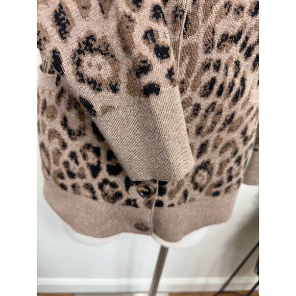 Skaist Tayloe Womens 100% Wool Leopard Print Cardigan - Picture 3 of 15